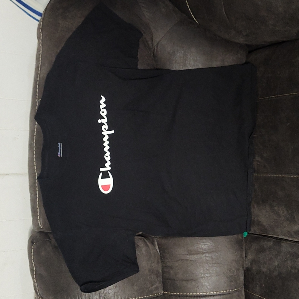 Men's champion tshirt size large